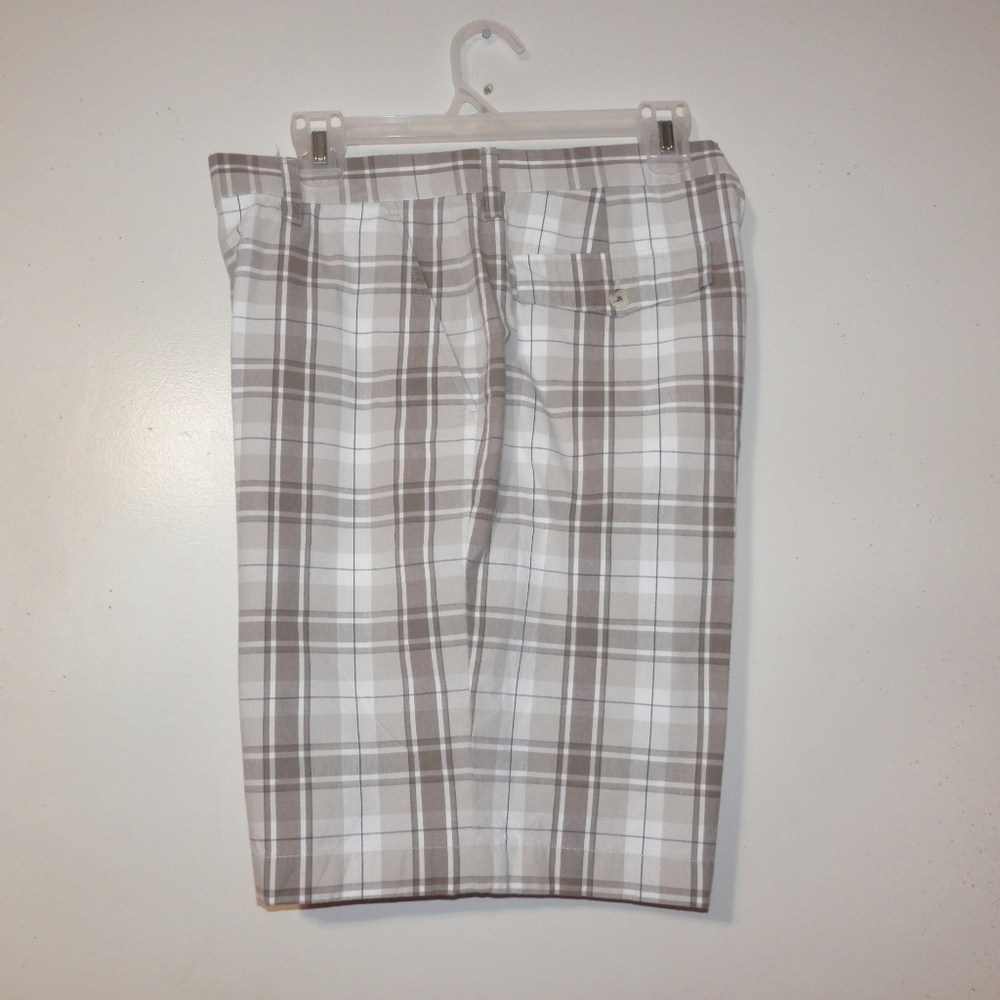 Perry Ellis 38 Plaid Sandbar Beige Zip Sho…